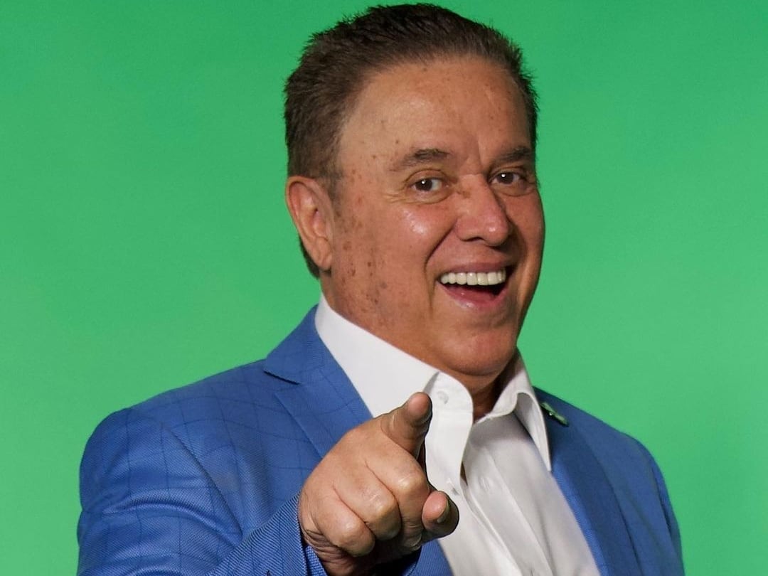 Mario Bezares