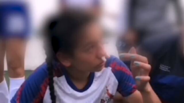 Jugadora de la Salle golpeada