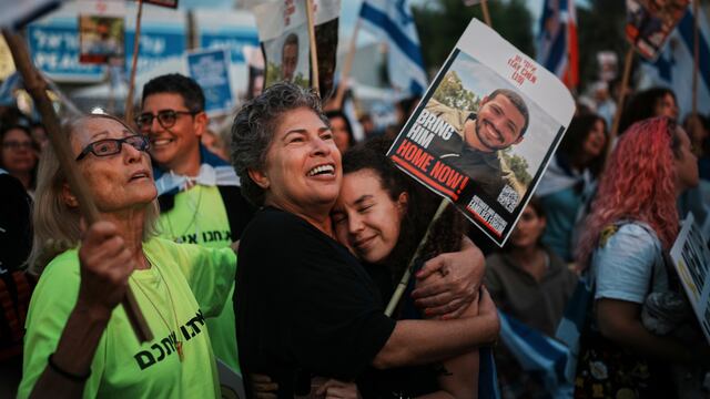 Hamás libera a los primeros rehenes e Israel hace lo mismo con prisioneros palestinos