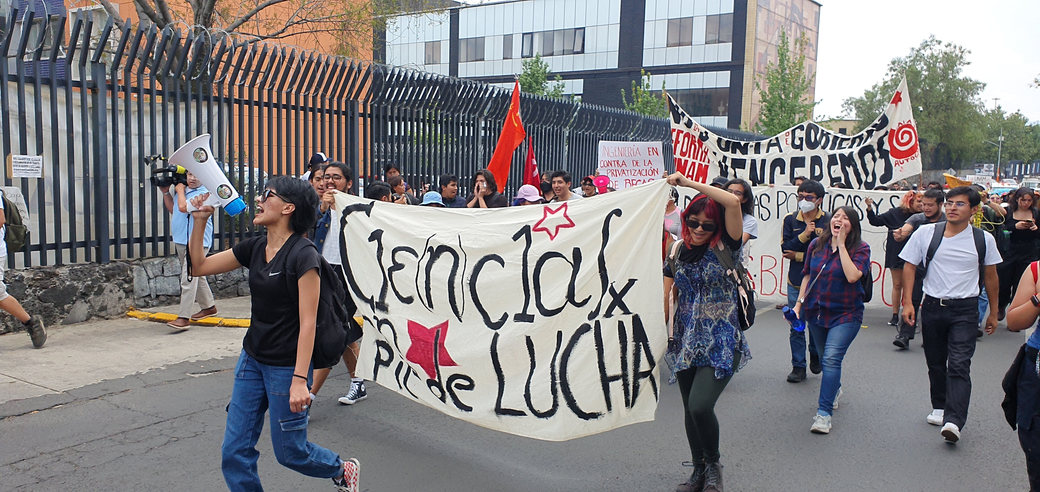Marcha en Ciudad Universitaria por becas