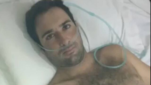 Bosco en la cama del hospital de Bali.