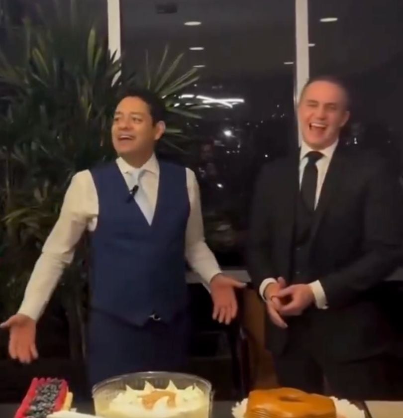 Festejaron a Adrián Rubalcava como director del Metro CDMX.