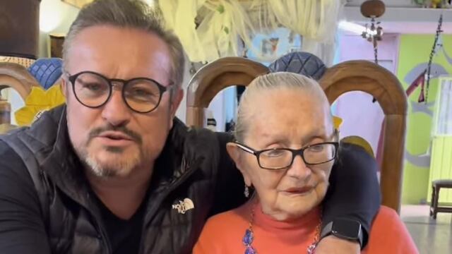 Arturo Peniche y su madre