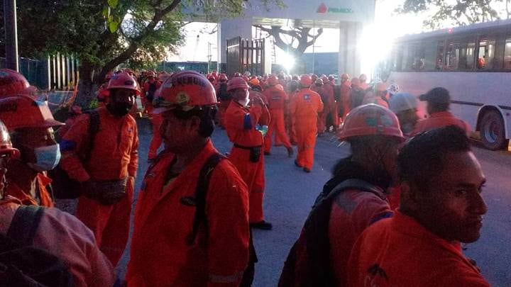 Protesta en refinería Olmeca en Dos Bocas