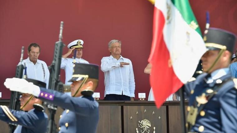 AMLO promete justicia tras ataque en Minatitlán