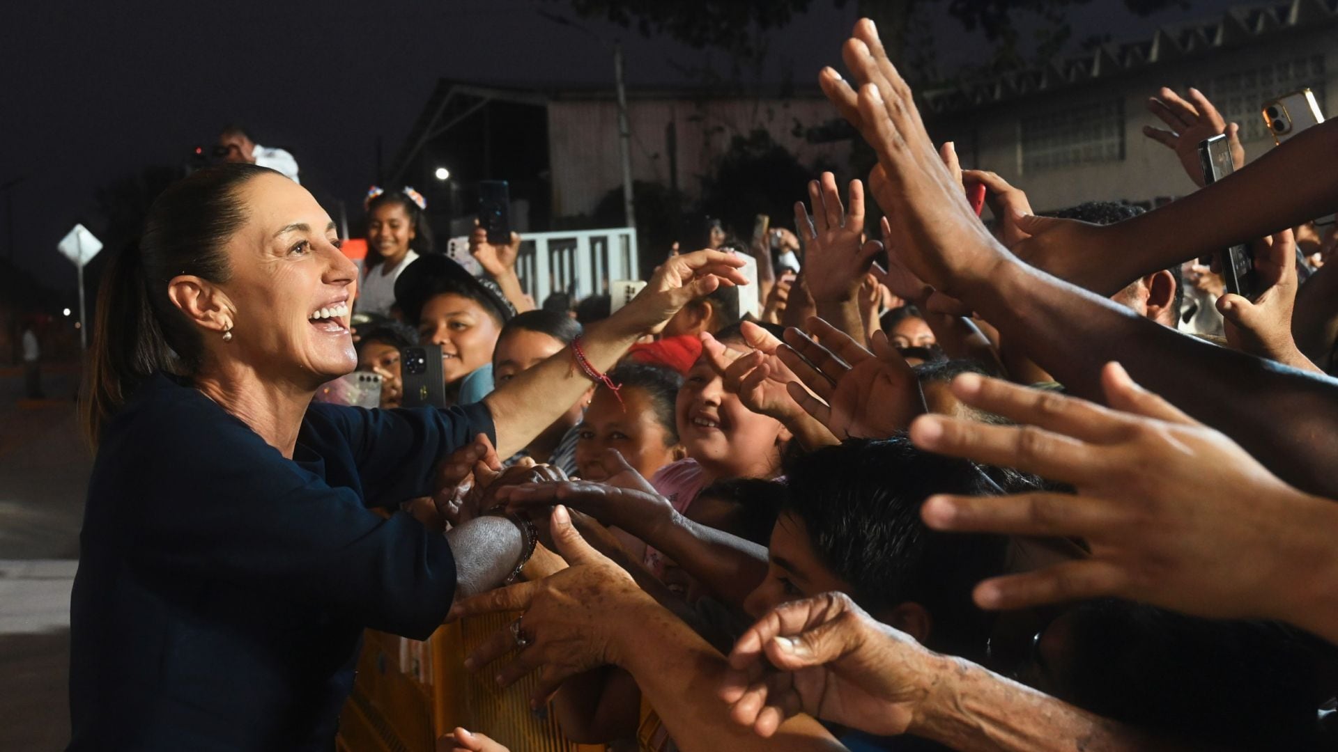 Claudia Sheinbaum y la marcha del pueblo