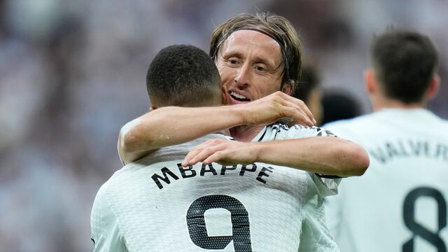 El Real Madrid derrota a la Real Sociedad en la despedida de Carlo Ancelotti y Luka Modric