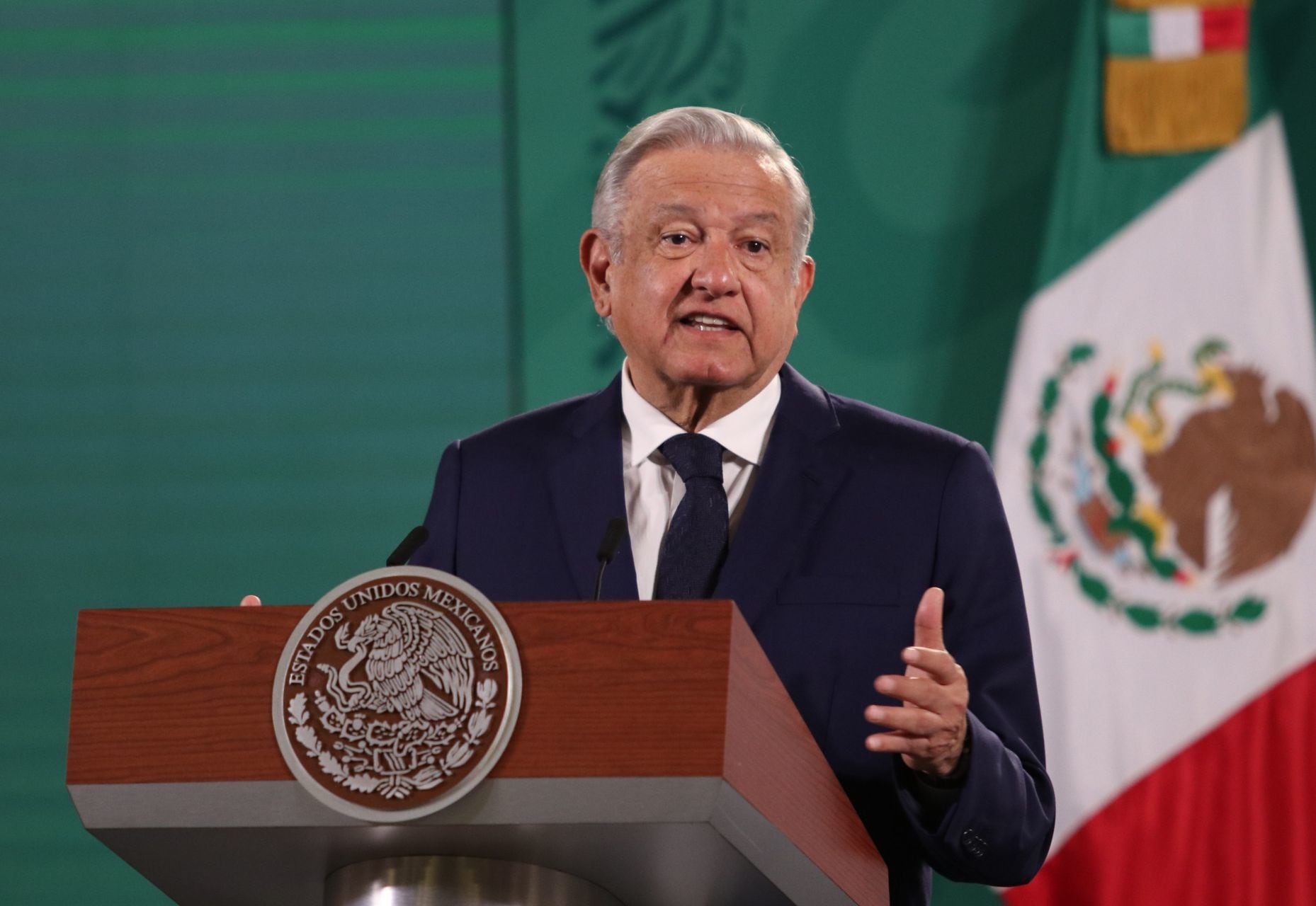 AMLO