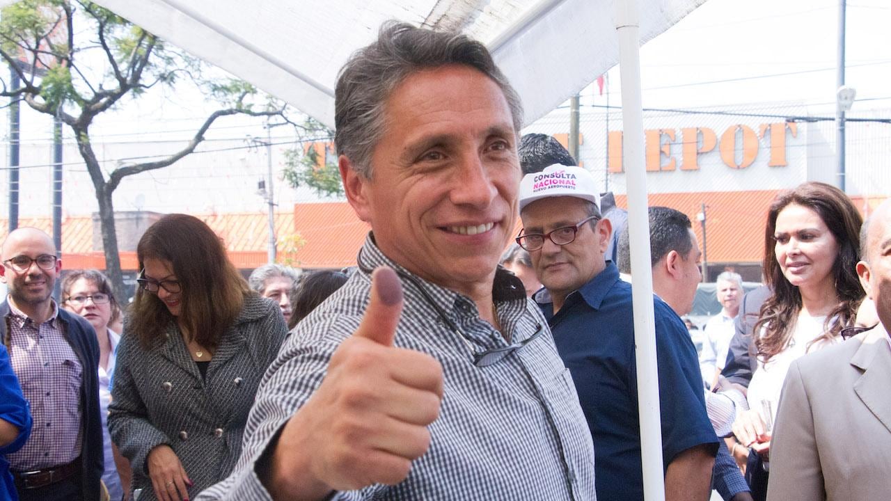 Manuel Negrete.