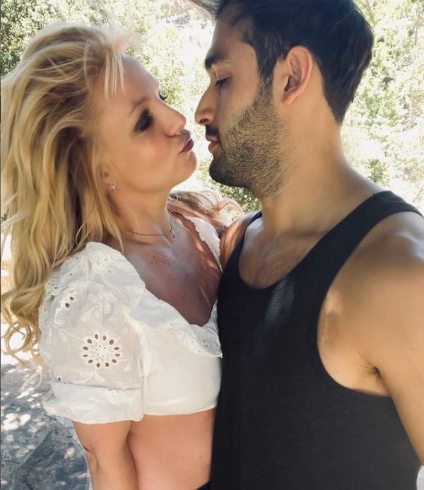 Britney Spears y su novio Sam Asghari