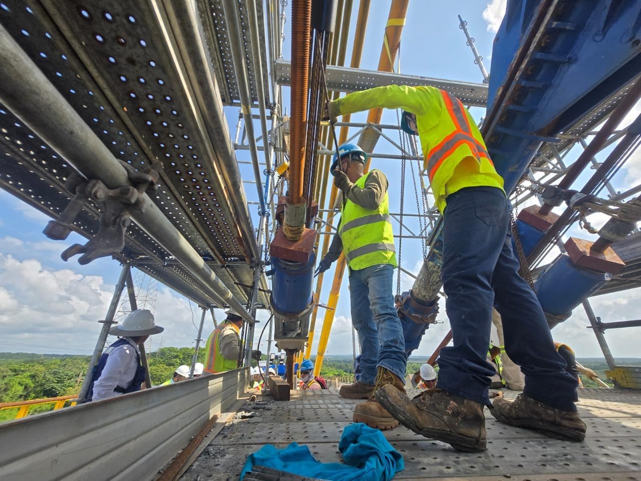 SICT rehabilita el puente Antonio Dovalí Jaime en Veracruz