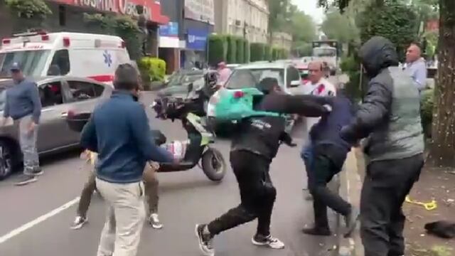 ¿Qué pasó en el Hospital Álvaro Obregón? Bloquean calle por falta de personal médico y termina en golpes