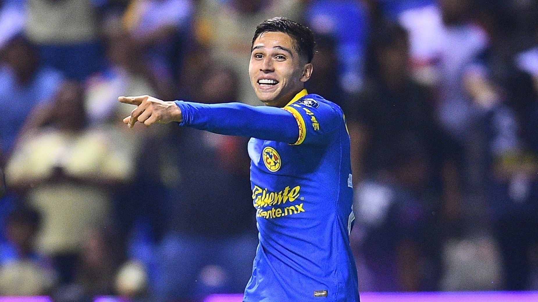 Salvador Reyes