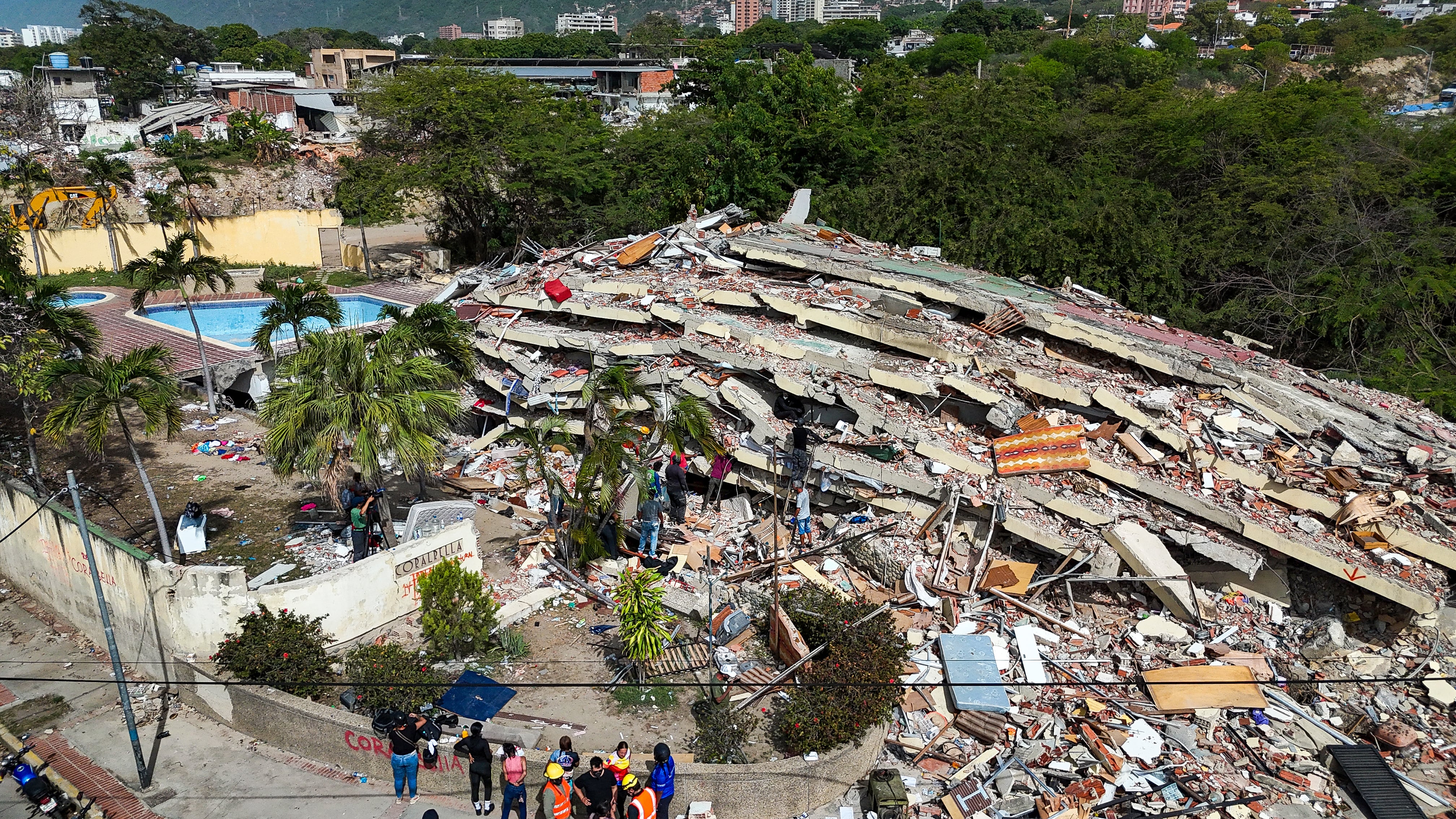 Venezuela supera los 2 mil 500 muertos por los terremotos