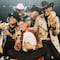 VIDEO: A Jhonny Caz, vocalista de Grupo Firme, le pidieron matrimonio en pleno concierto