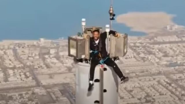 Will Smith sube la cima del Burj Khalifa