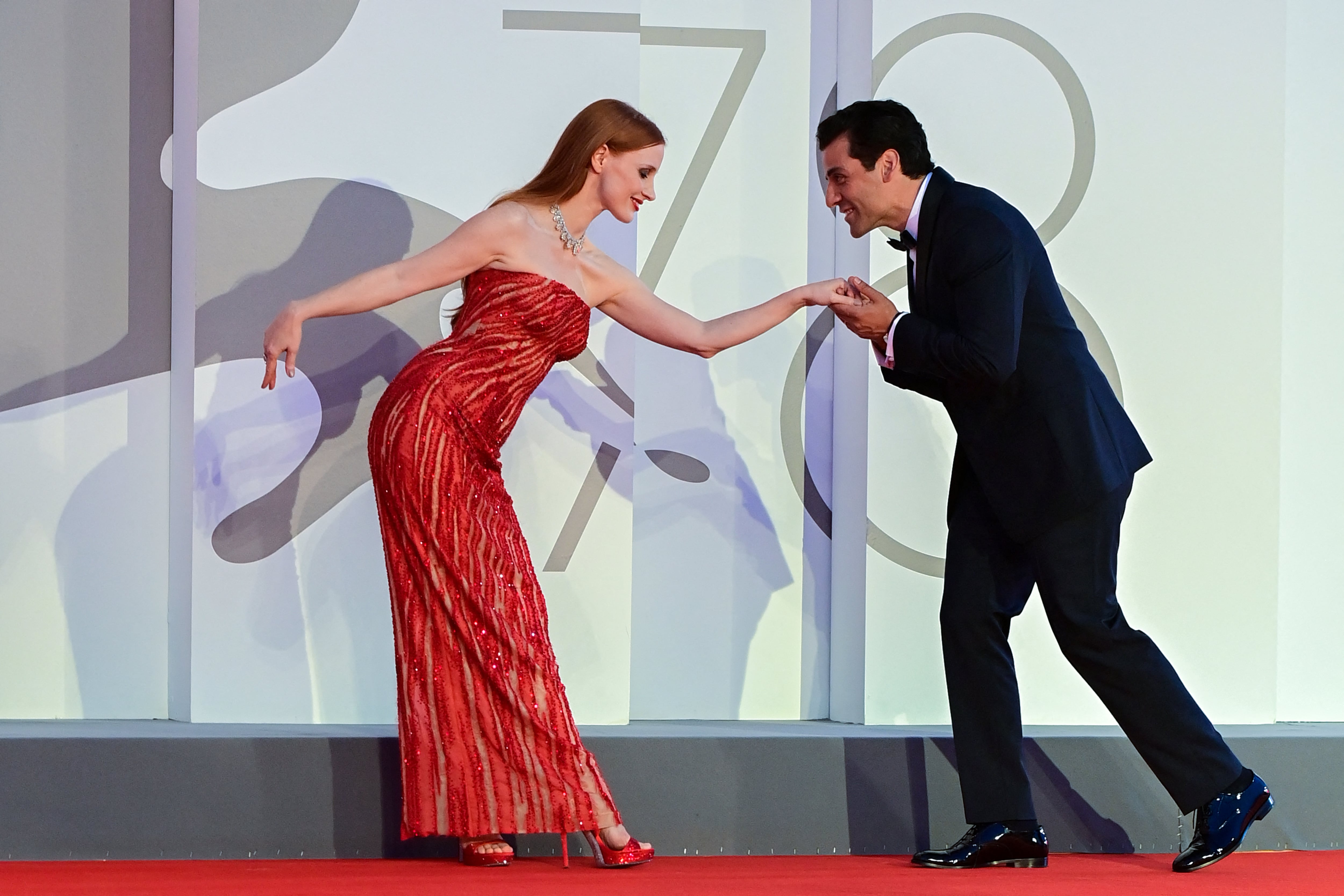 Oscar Isaac y Jessica Chastain