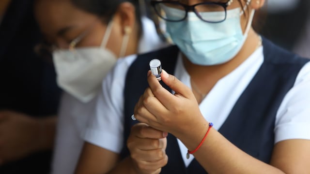 ¿Te faltan vacunas? Dan fechas para vacunación con Hexavalente (polio), VPH Papiloma e Influenza