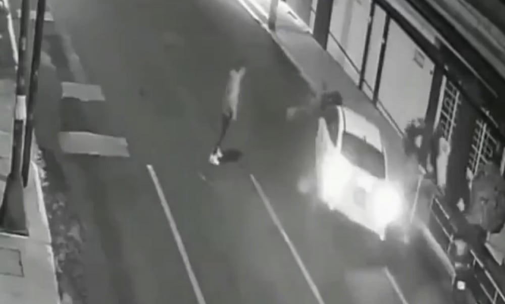 Identifican a hombre que atropelló a novia y amiga en Iztacalco