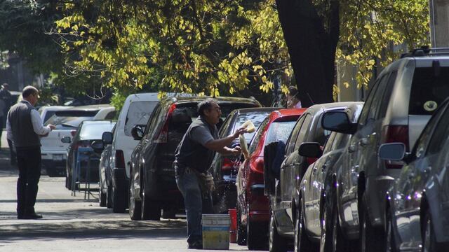 Hasta 36 horas de arresto inconmutable, la fuerte sanción que anunció Clara Brugada contra franeleros en CDMX