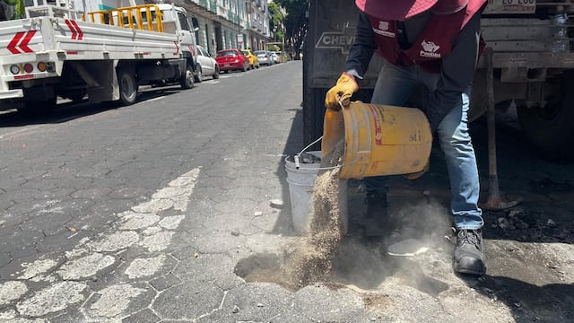 Pepe Chedraui prepara vialidades del Centro de Puebla previo a Viernes Santo.