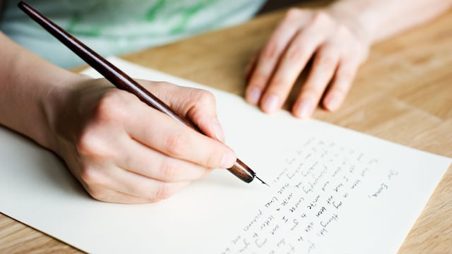 frases para dedicar en el Día de Mandar una Carta a un Amigo