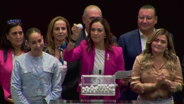 Bancada del PAN arma tómbola para despedir morenistas