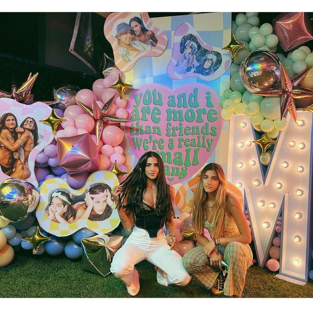 Bárbara de Regil y su hija Mar de Regil en el 10 de mayo 2022