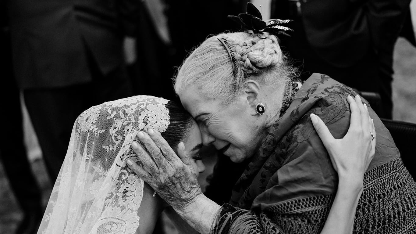 Alejandra Capetillo se despide de su abuela: “No llorarte me está costando”