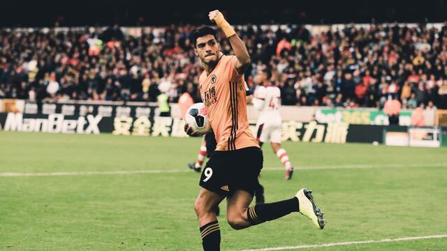 Raúl marcó gol de penal
