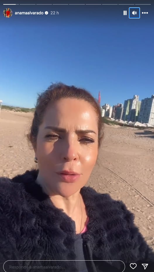 Ana María Alvarado está de vacaciones en Uruguay.