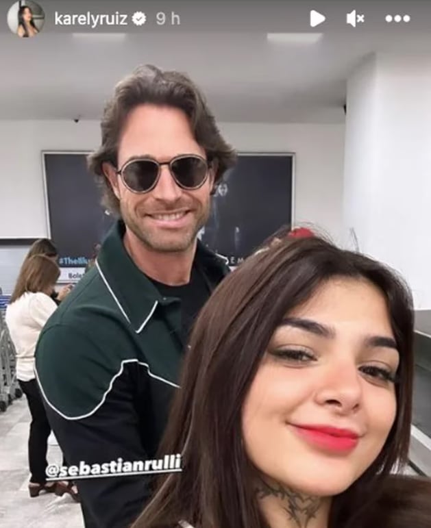 Karely Ruiz presume su fotografía con Sebastián Rulli.
