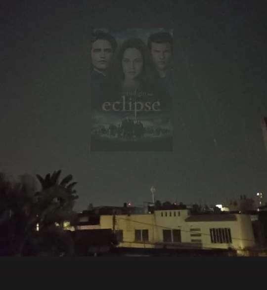 Fotos con mala calidad del Eclipse Lunar 2022