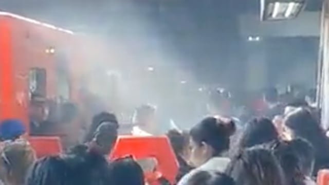 VIDEO: Humo en Línea 5 del Metro