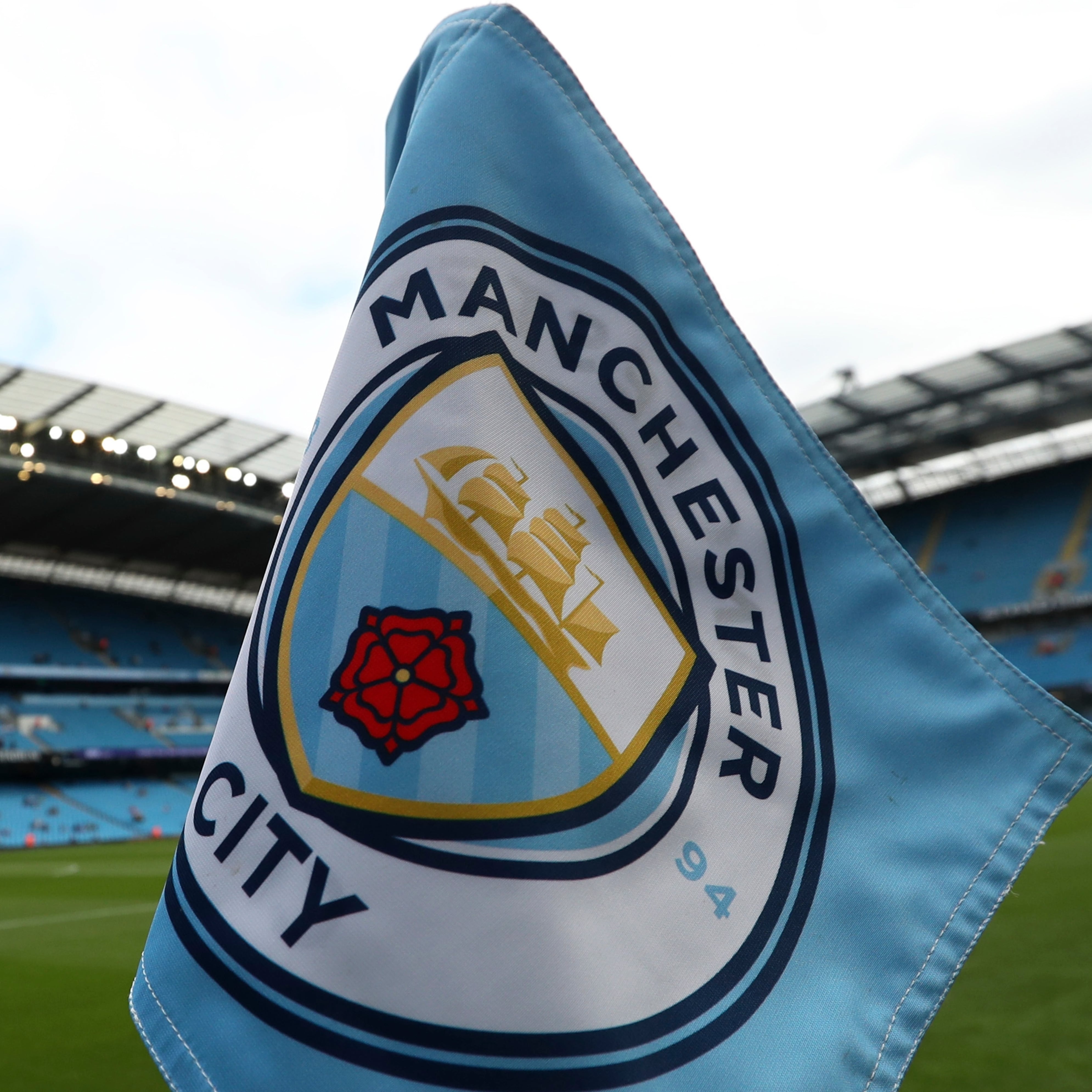 Khaldoon Al Mubarak afirma que el Manchester City es inocente de los cargos de la Premier League