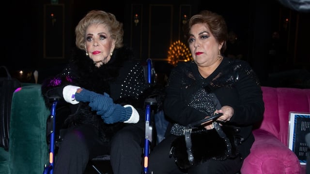 Silvia Pinal y Efigenia Ramos.