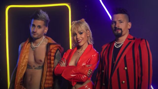 Danna Paola y Mau y Ricky