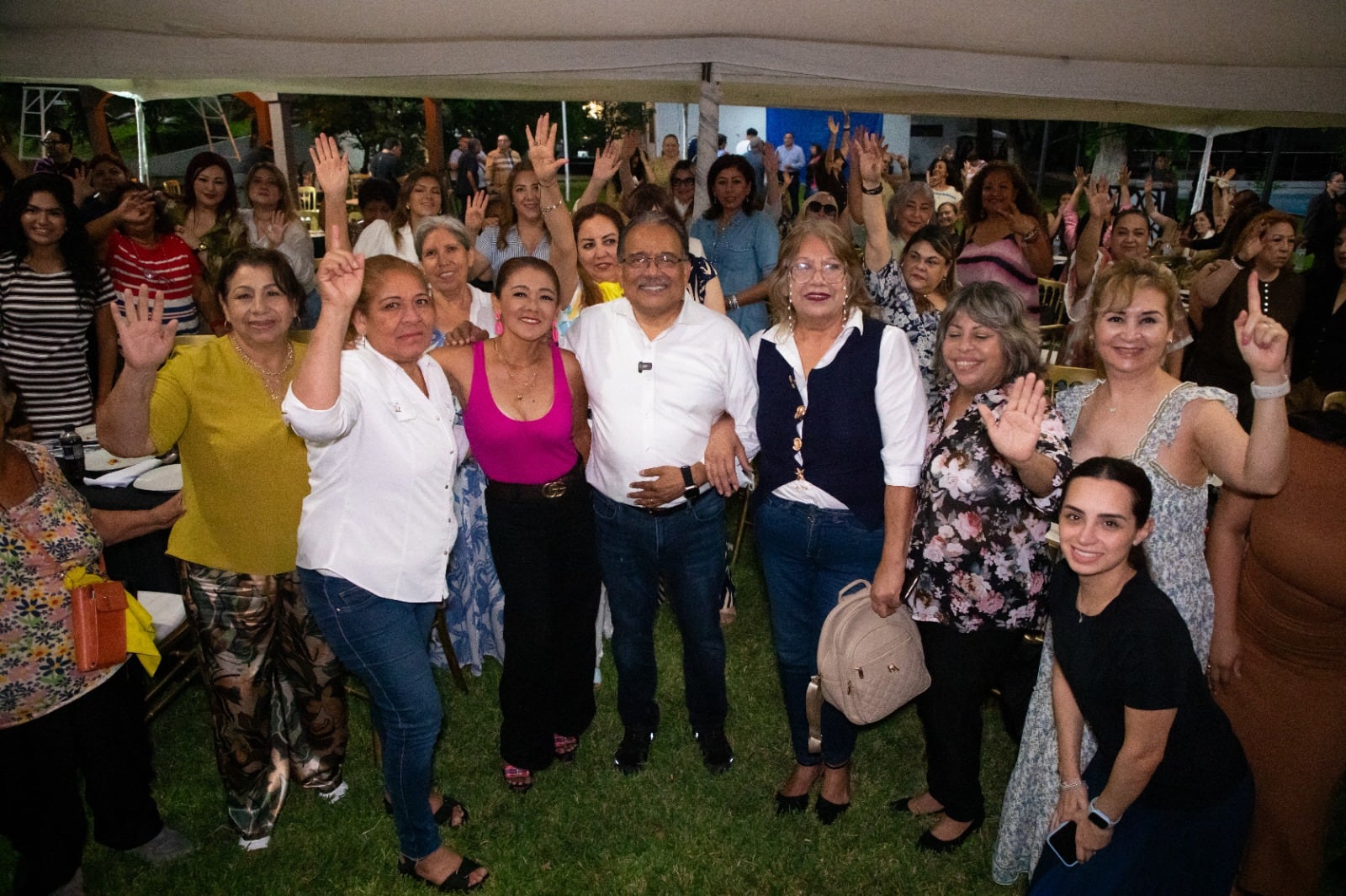 Con la 4T Norteña, Andrés Mijes prioriza igualdad, seguridad y salud para mujeres de Nuevo León.