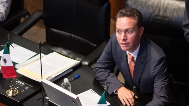 Manuel Velasco Coello.