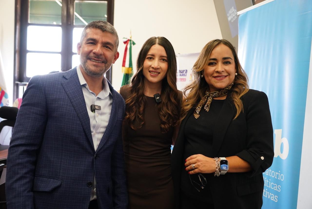 Mauricio Tabe firma convenio de Escuelas Positivas para incorporar programa en la Miguel Hidalgo.