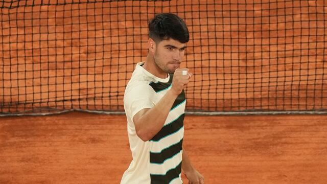 Lorenzo Musetti vs Carlos Alcaraz: A qué hora y dónde ver la semifinal de Ronald Garros 2025