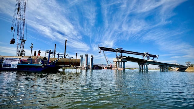 Puente de la Transformación reduce el traslado de 50 minutos a minuto y medio