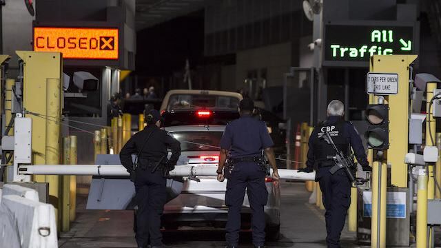 El paso internacional fue cerrado en su totalidad por el incidente.