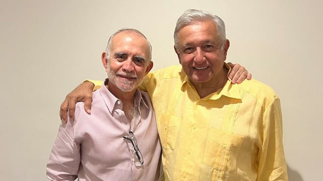 AMLO se reúne con Poncho Romo en Nuevo León y recuerda que lo quiere mucho
