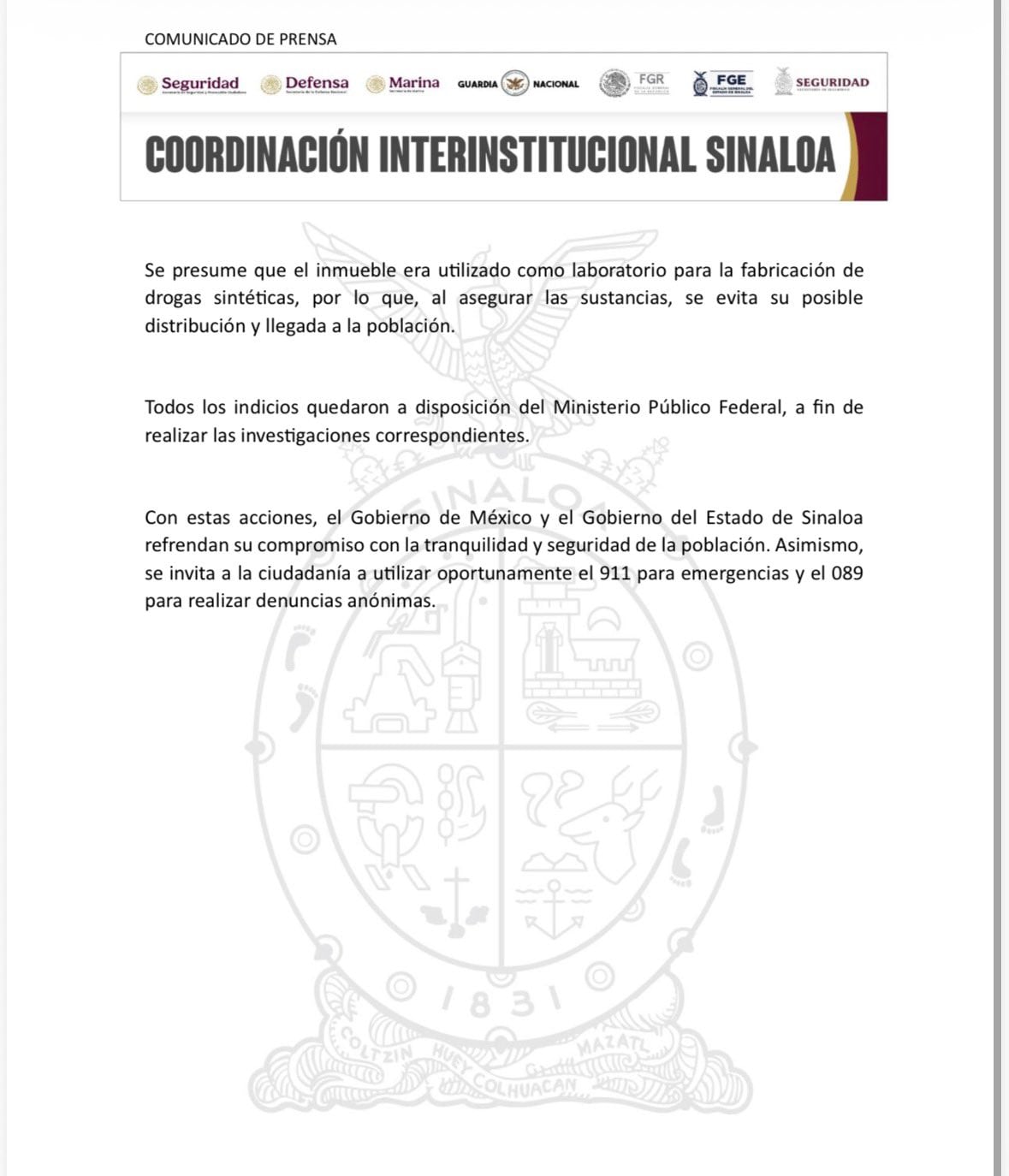 Sinaloa informa decomiso de droga y armas tras un inmueble en resguardo.