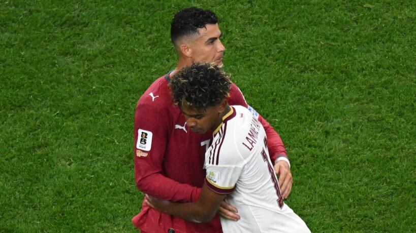 Lamine Yamal elige a Cristiano Ronaldo como ejemplo de tener aura