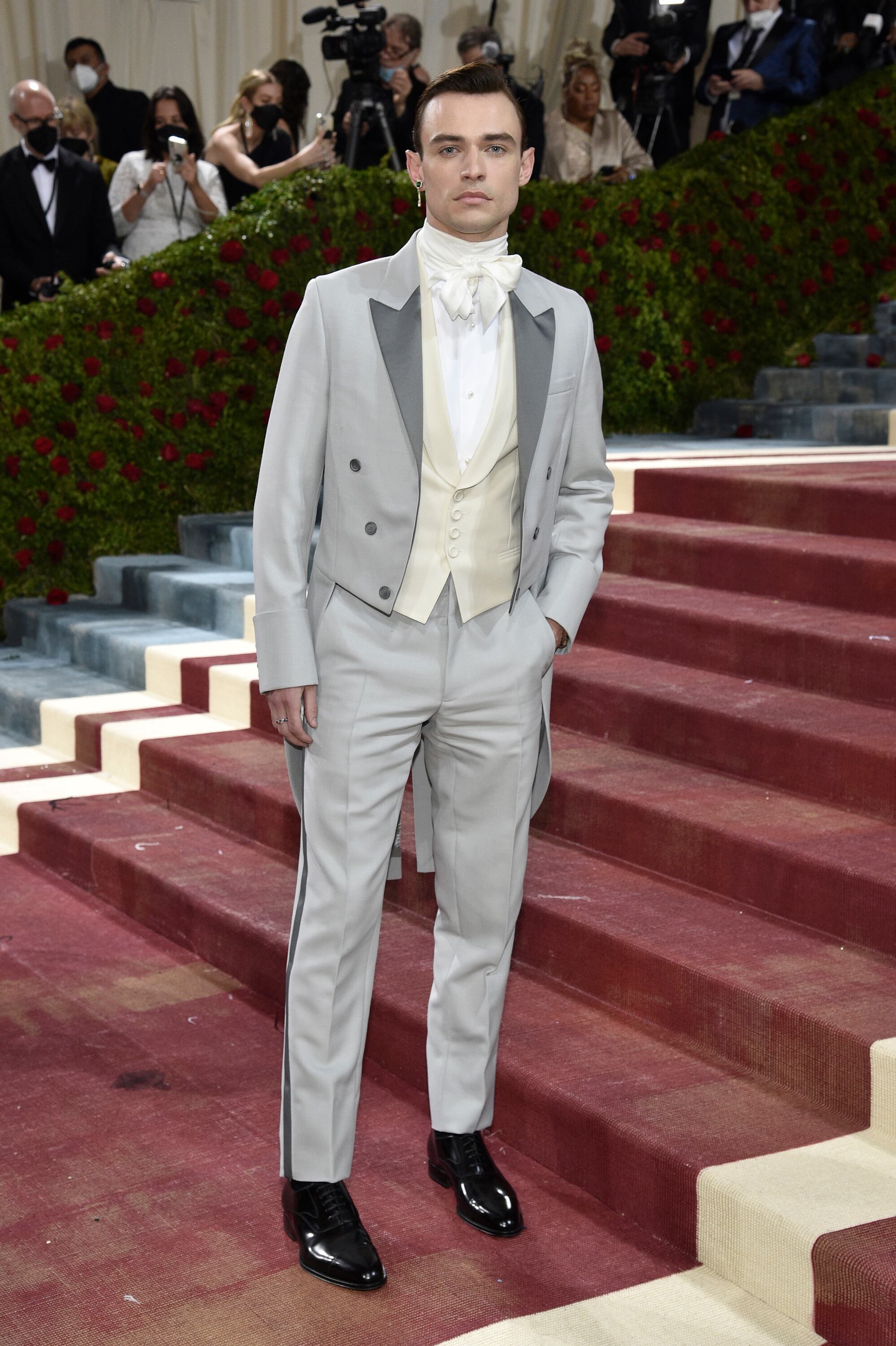 MET Gala 2022: 10 famosos que sí cumplieron con el theme “Gilded Glamour”