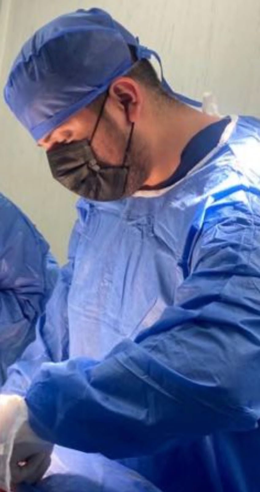 Erick Andrade Ramírez, médico pasante