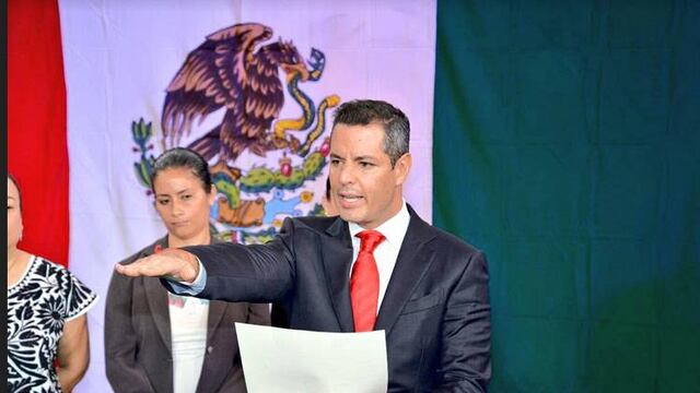 Alejandro Murat Hinojosa, ha hecho innumerables cambios en su gabinete legal y ampliado