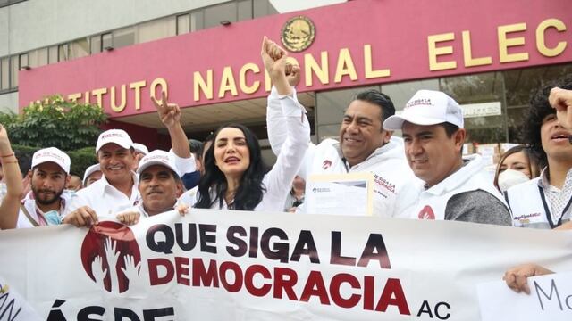 Que Siga la Democracia: una asociación de exlegisladores, familiares de gobernantes y líderes de Morena